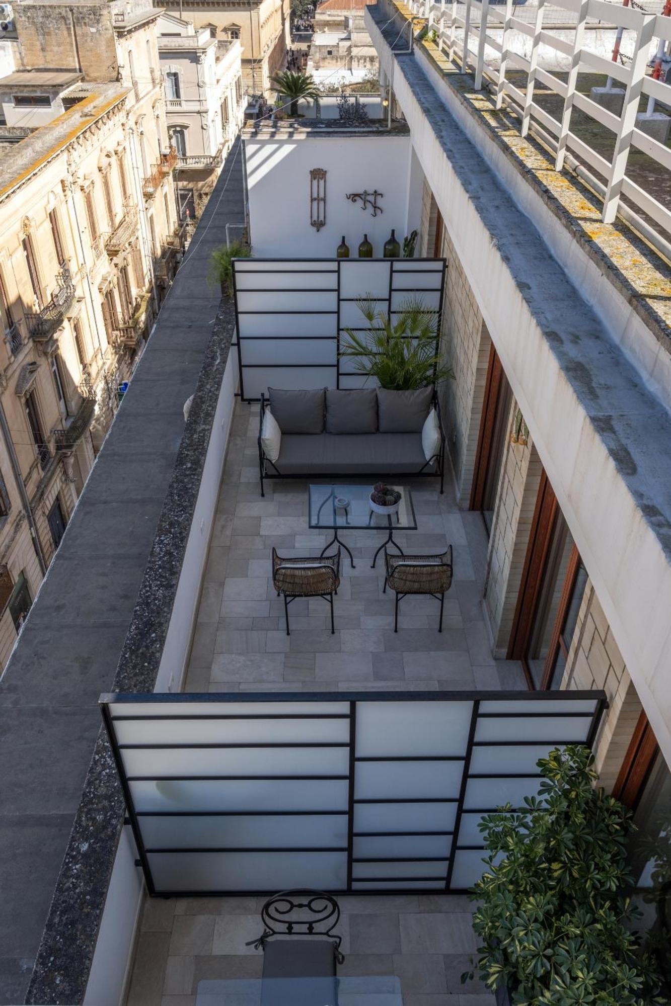 Abalto Suites & Rooms Lecce Exterior photo